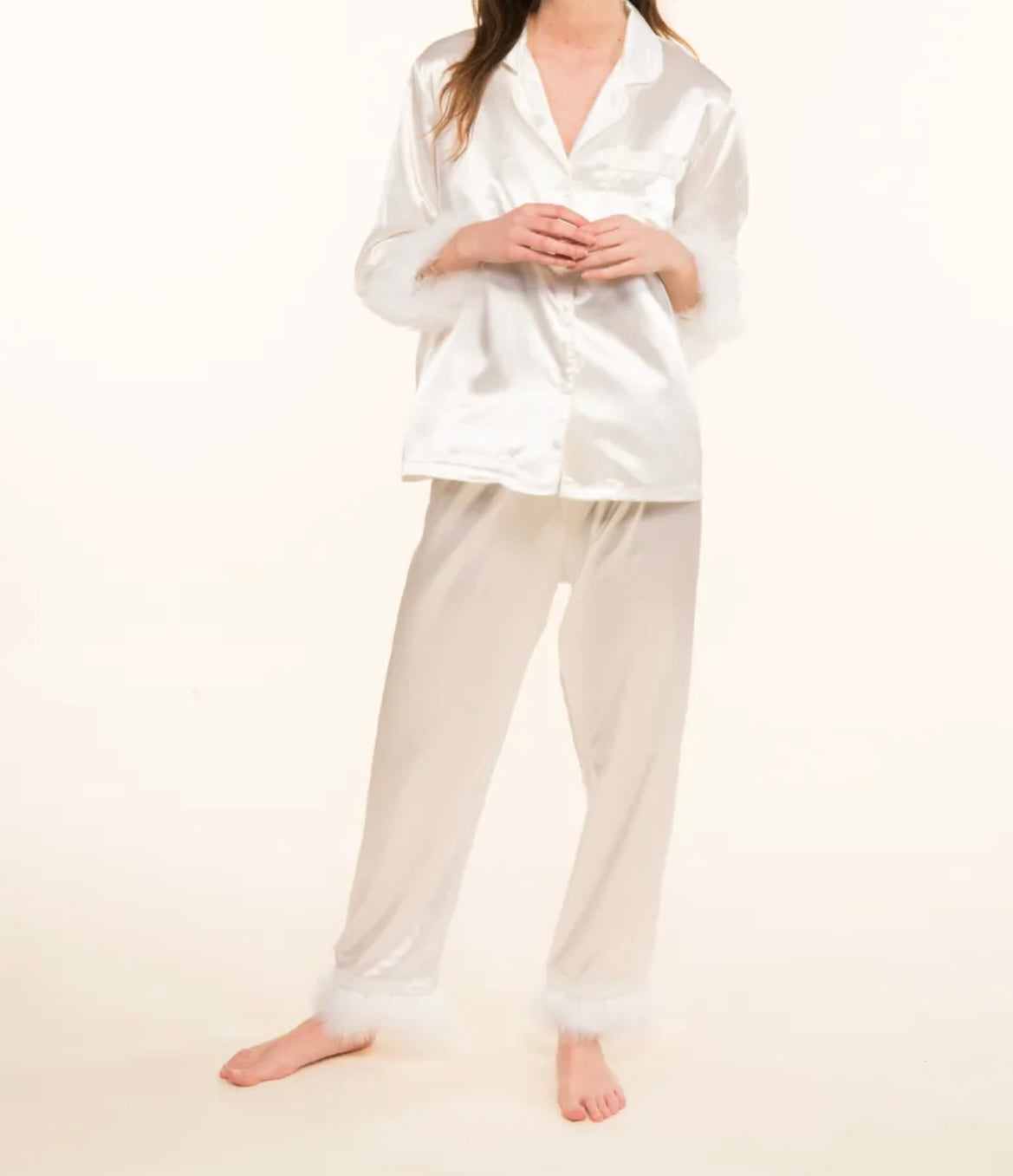 2 PIECES CHEMISE ET PANTALON A PLUMES 163