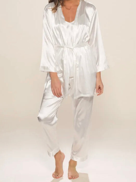 3 PIECES PEIGNOIR DEBARDEUR ET PANTALON BLANC 118